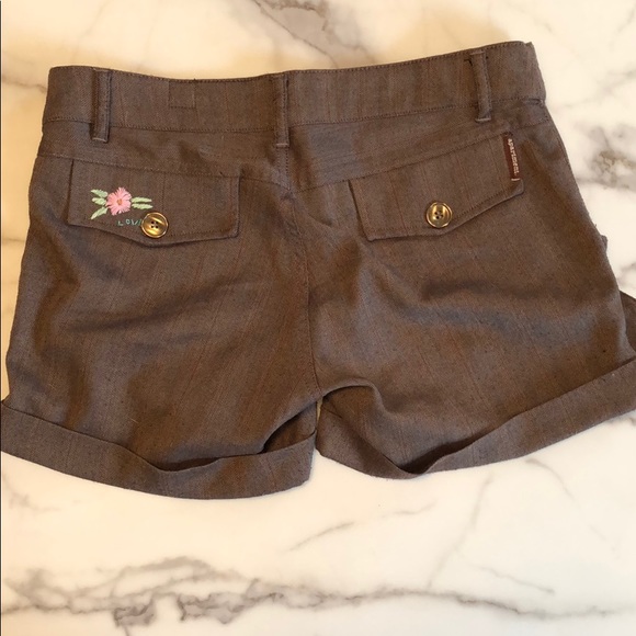 Apartment Shorts, Size 28 - Picture 5 of 8